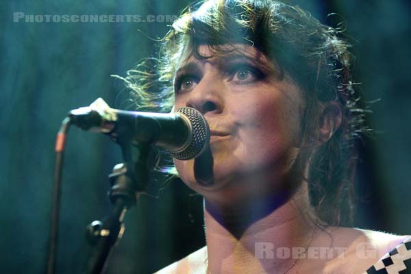 MELANIE PAIN - 2011-06-12 - PARIS - La Fleche d'Or - 